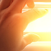 Light stabilizing additives